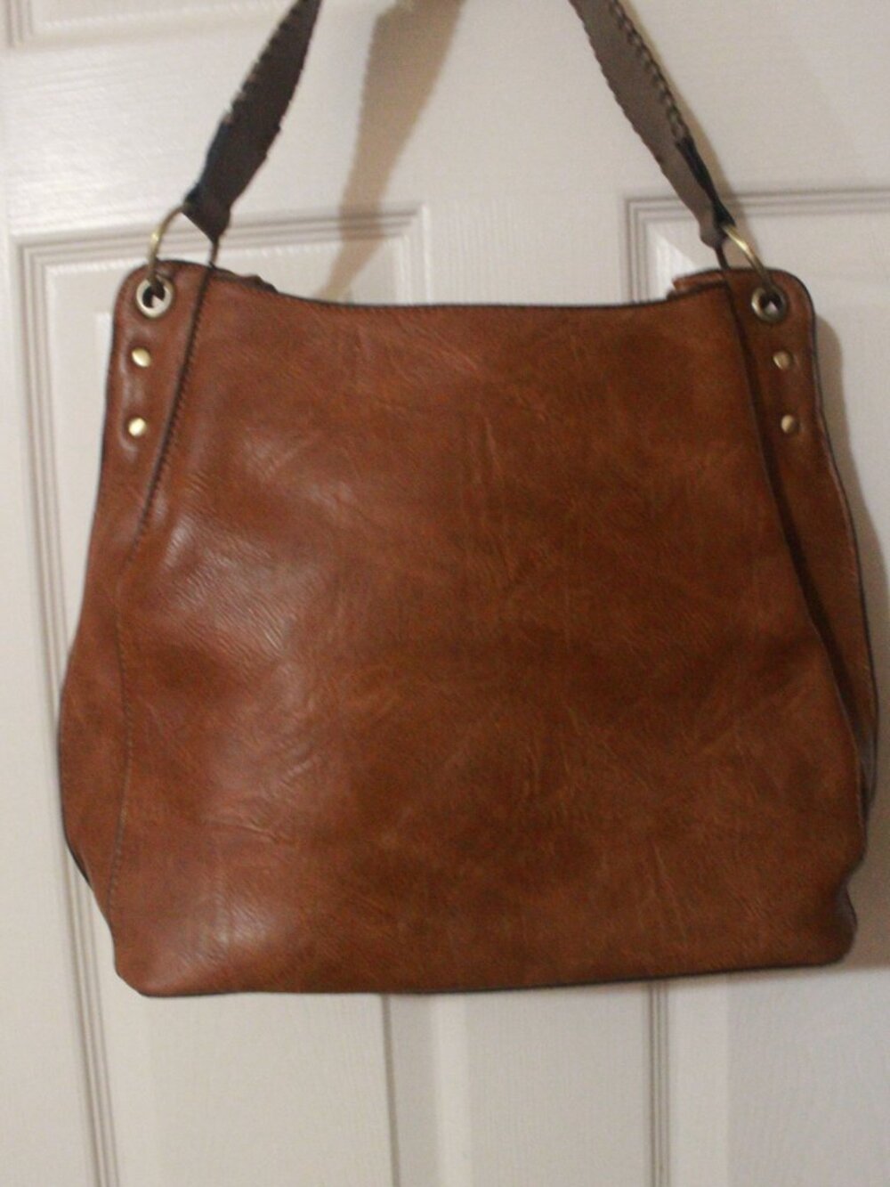 Jen & Co Cognac Brown Shoulder Bag with Dark Strap & Rivet Accents